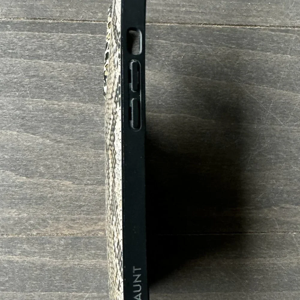 Flaunt Square iPhone 13 Pro Case - Python - Picture 4 of 5